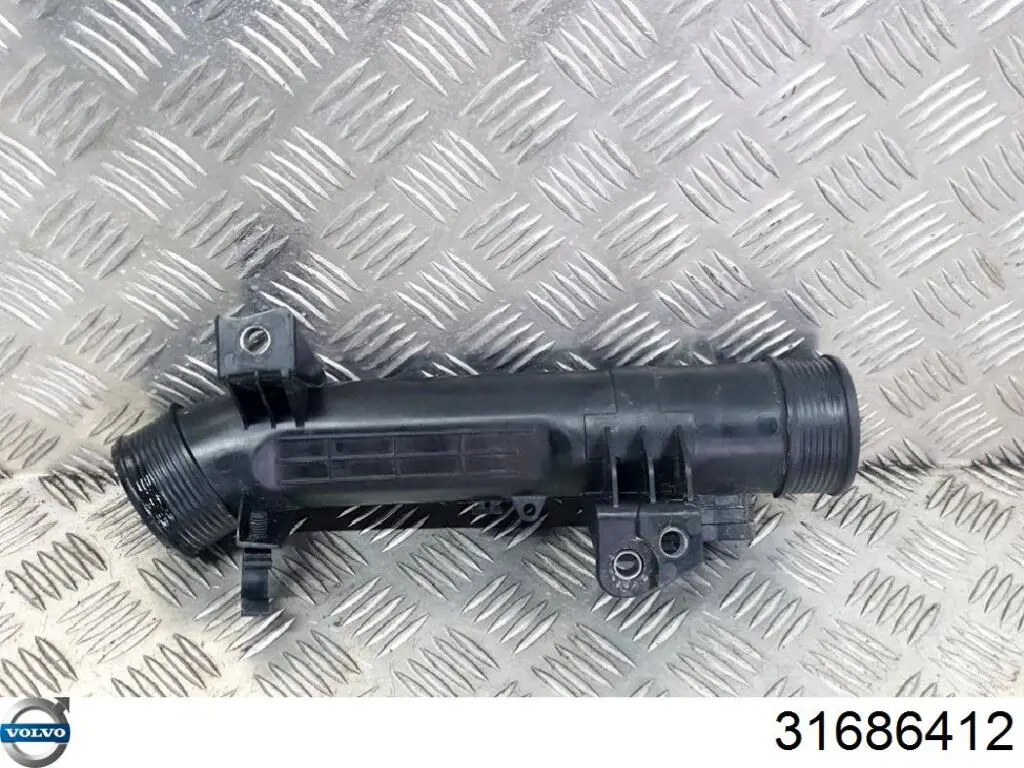 31686412 Volvo Патрубок интеркуллера
