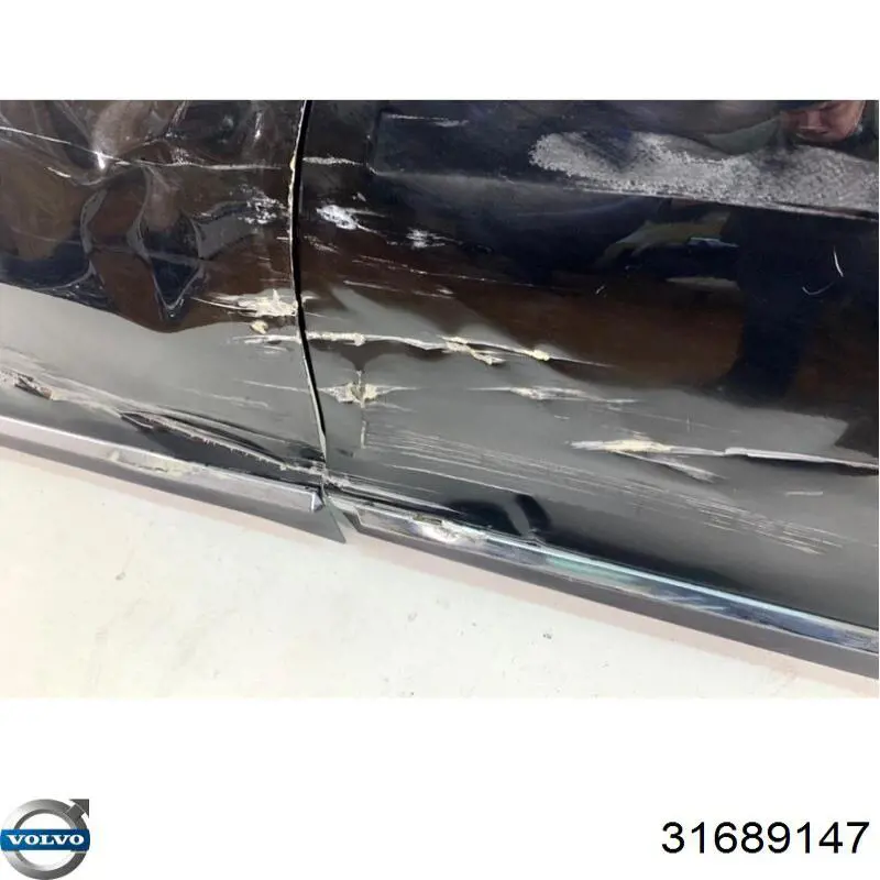 Купить 31689147 Volvo Дверь передняя, левая