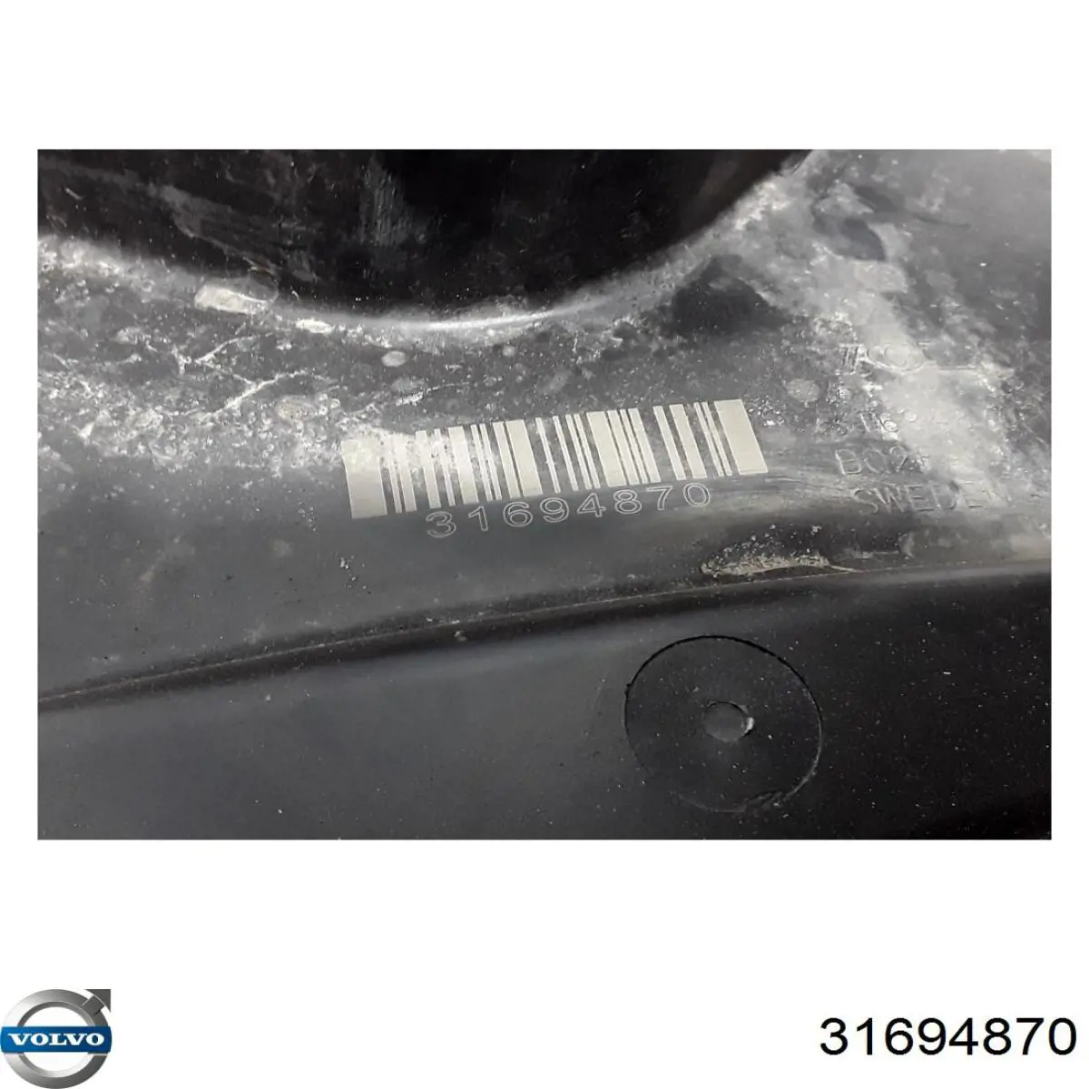 Купить 31694870 Volvo Подкрылок передний правый
