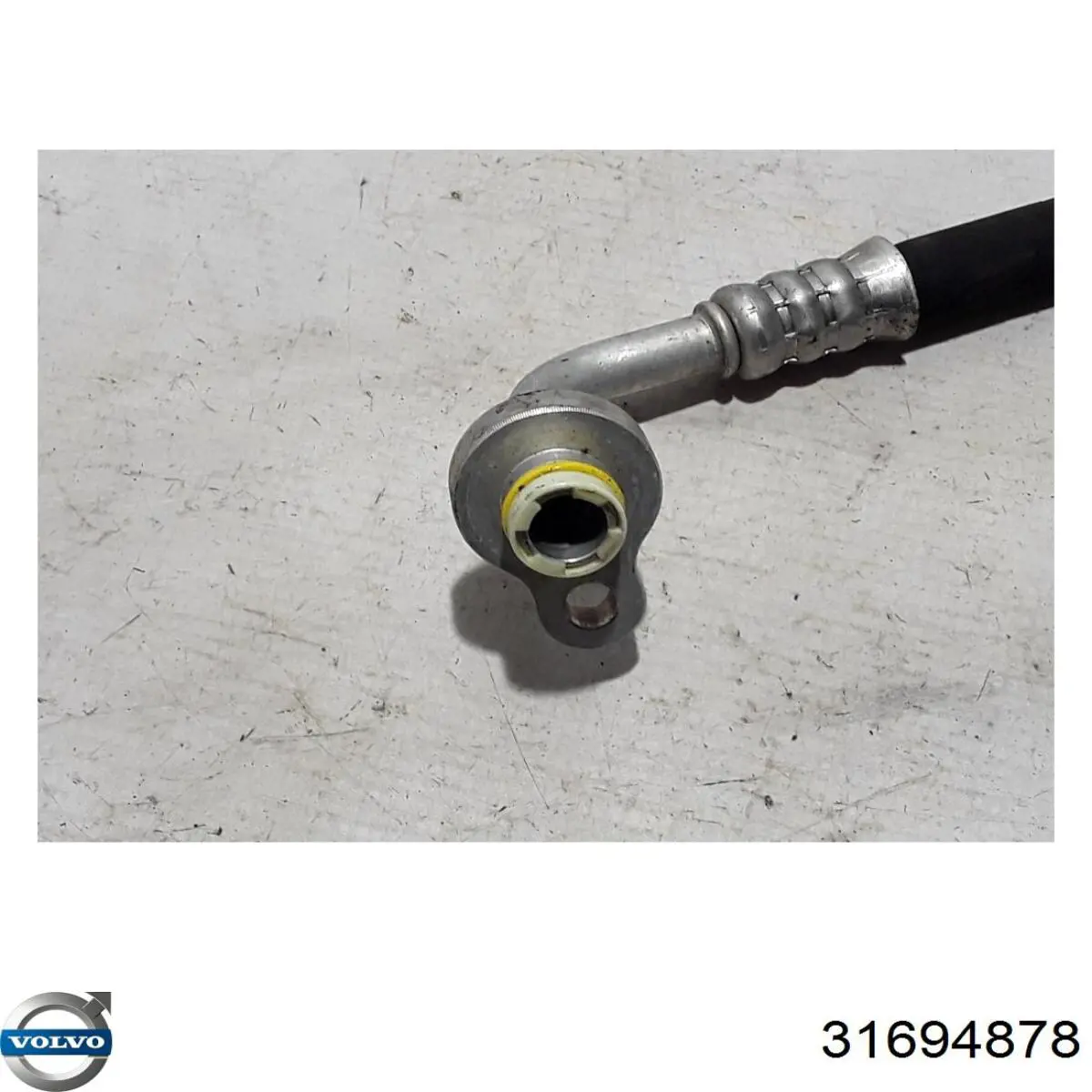 31694878 Volvo Шланг кондиционера, от компрессора к радиатору