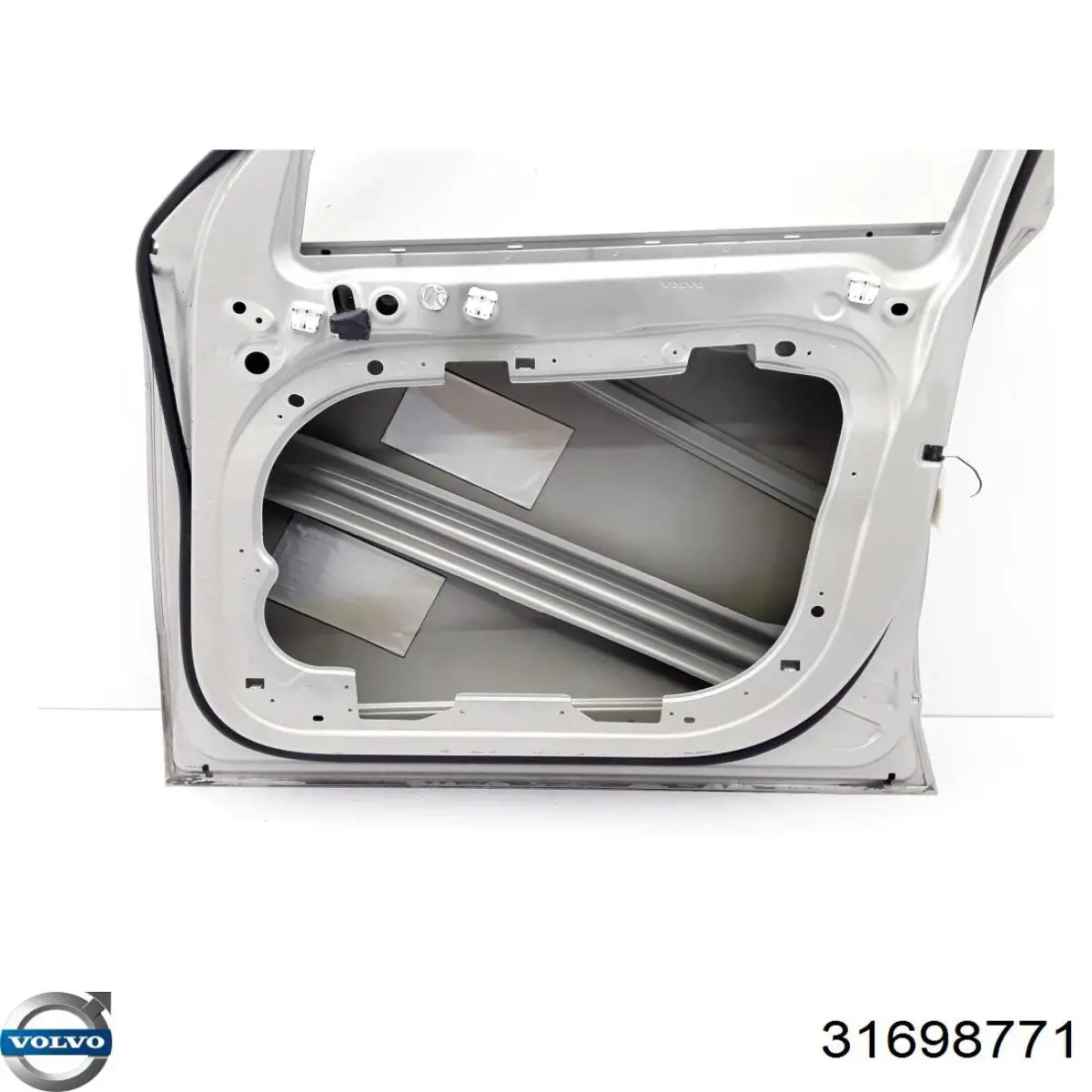 Дверь передняя правая 32404327 Volvo
