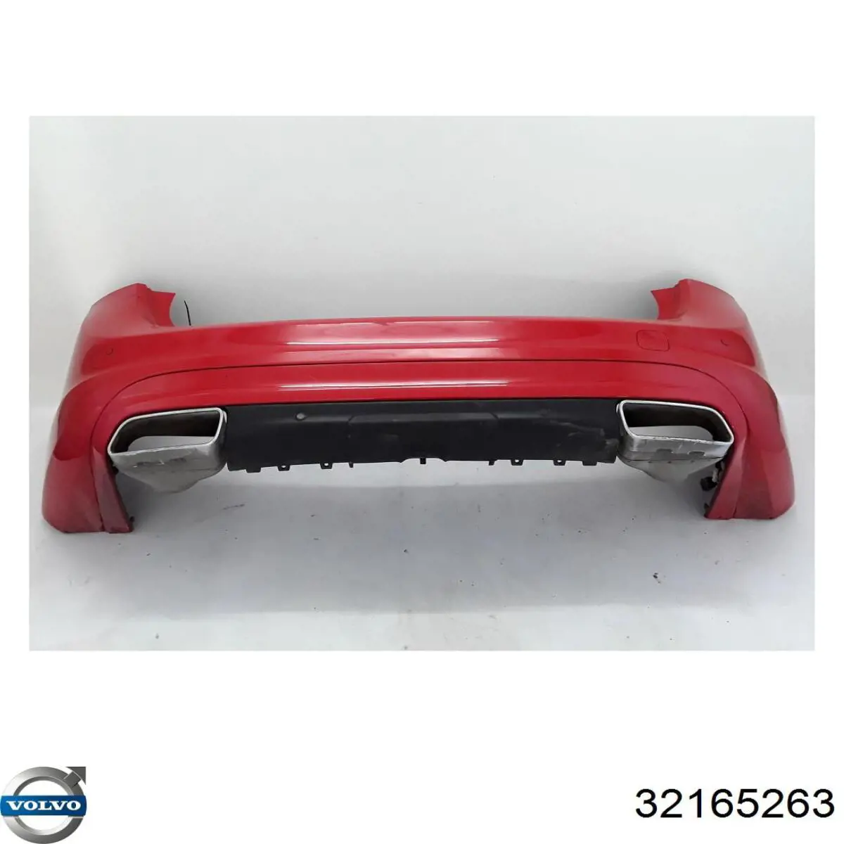Бампер задний Volvo 32165263