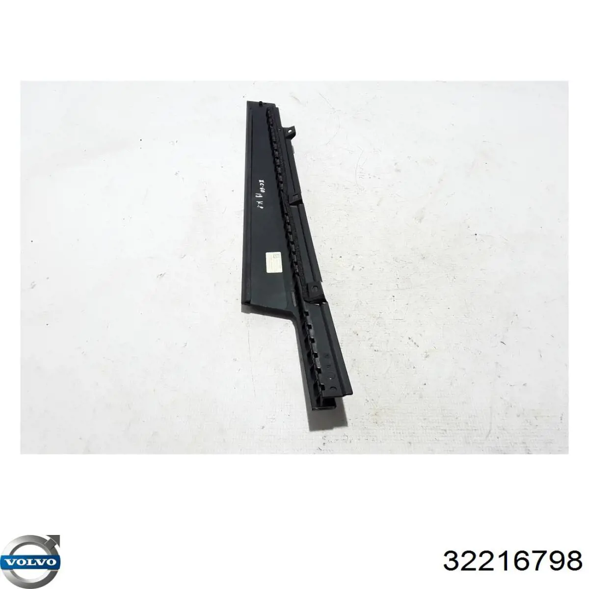  Volvo 32257328 цена, от 24.07 USD