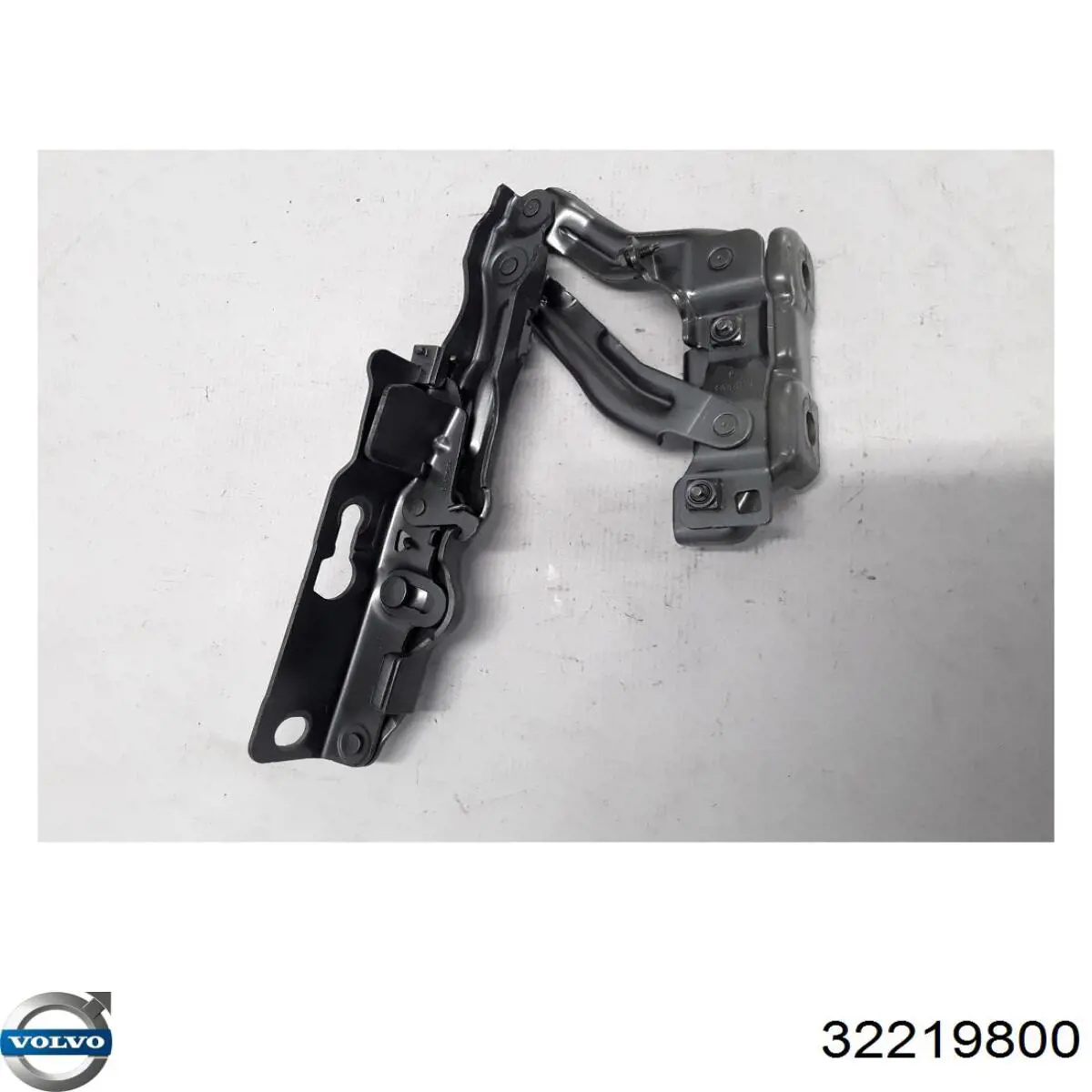 31424544 Volvo Шарнир капота правый