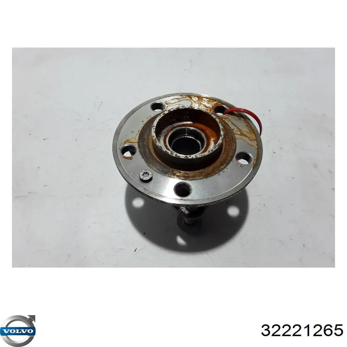 Передняя ступица 32221265 Volvo