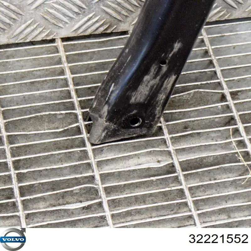 Балка передней подвески (подрамник) передняя Volvo 32221552 цена, от 102.62 USD