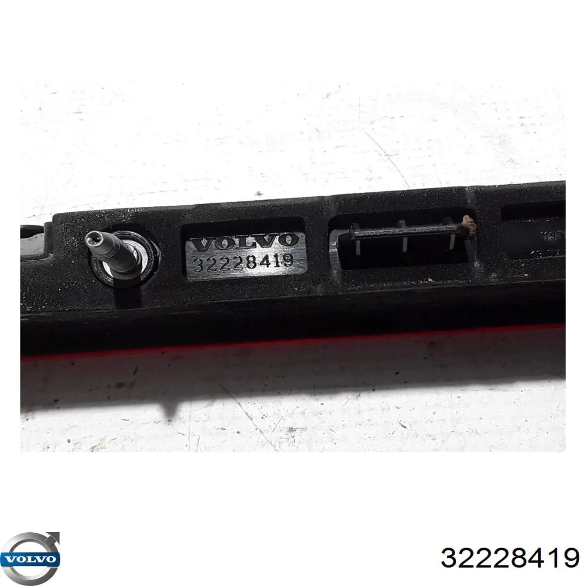 Задний стоп 32228419 Volvo