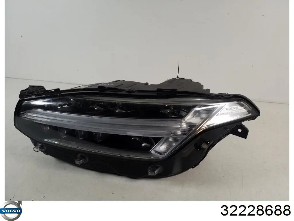 32228688 Volvo 
