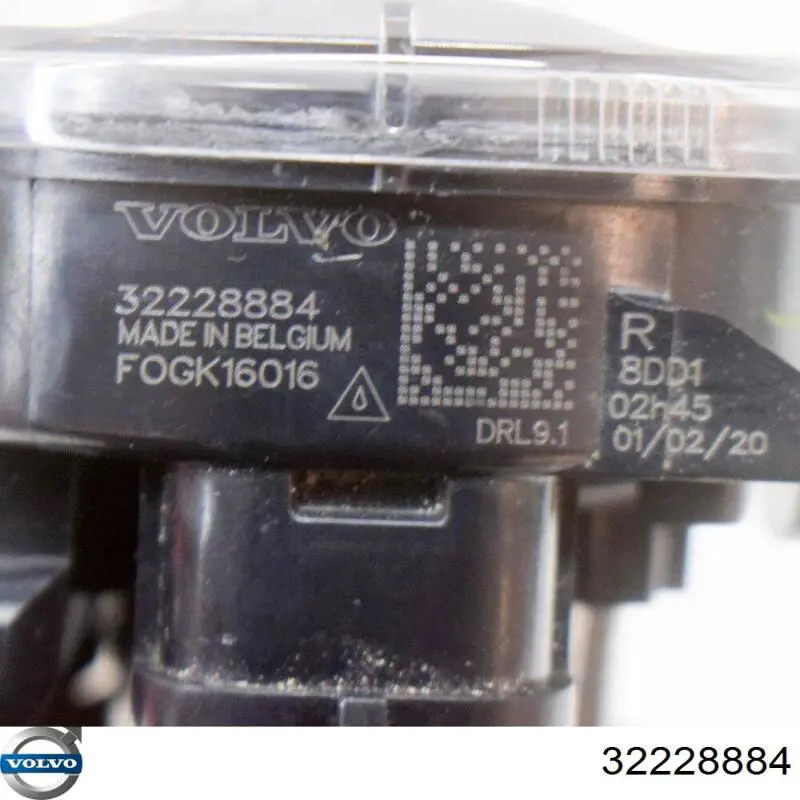 32228884 Volvo Противотуманка правая