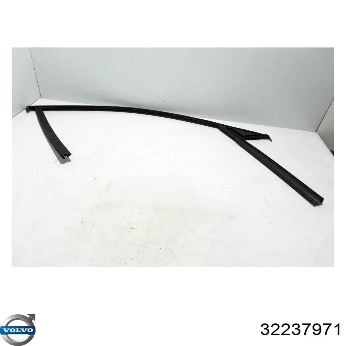 Купить 32378497 Volvo 