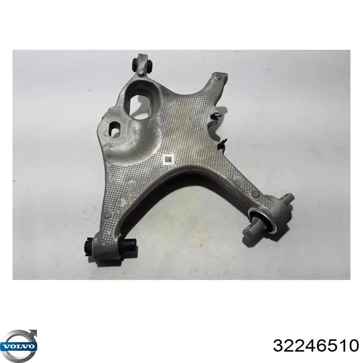 Рычаг задней подвески нижний левый Volvo 32246510 цена, от 31.67 USD