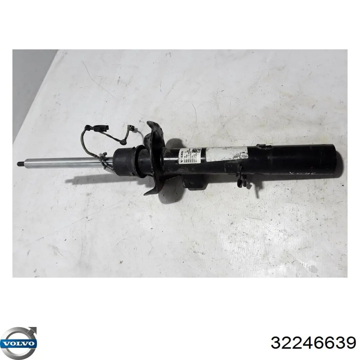 Амортизатор передней подвески левой Volvo 32246639 цена, от 316.37 USD
