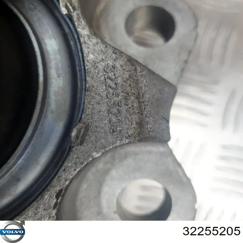 Гидроопора двигателя левая Volvo 32255205 цена, от 187.23 USD