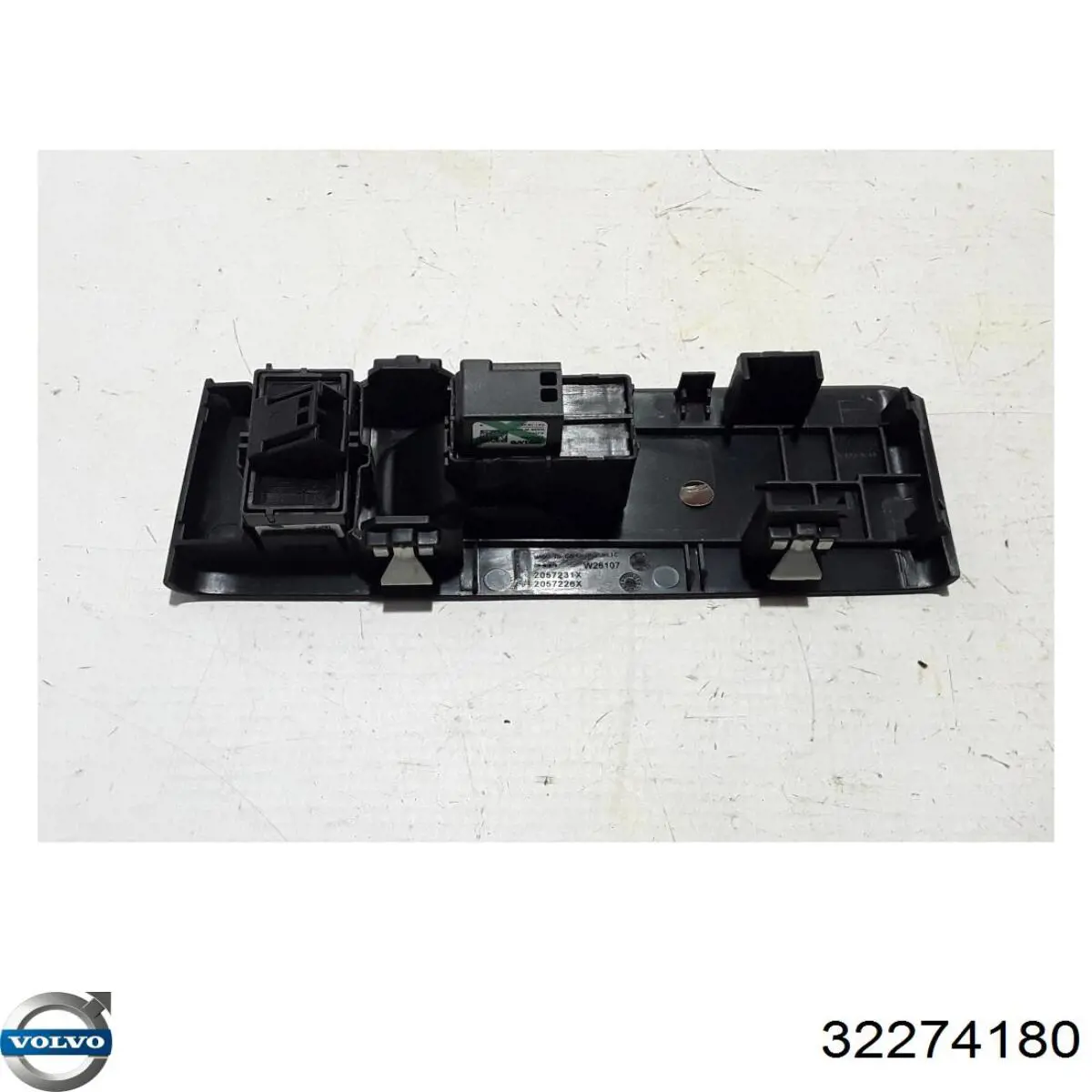 32274180 Volvo 