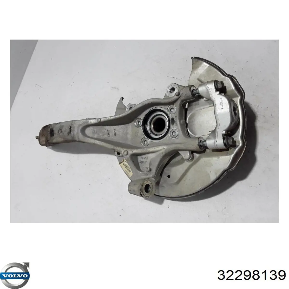 Цапфа передняя левая 32298139 Volvo