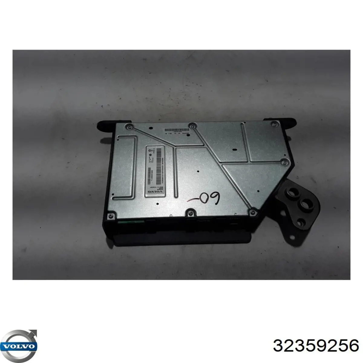 Купить 32359256 Volvo 