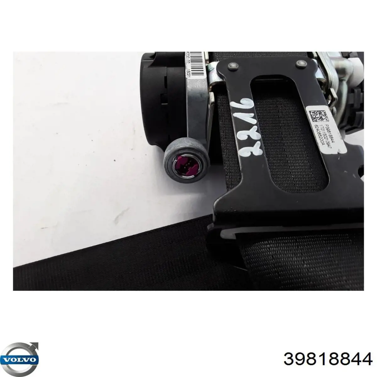 Ремень безопасности 39818844 Volvo