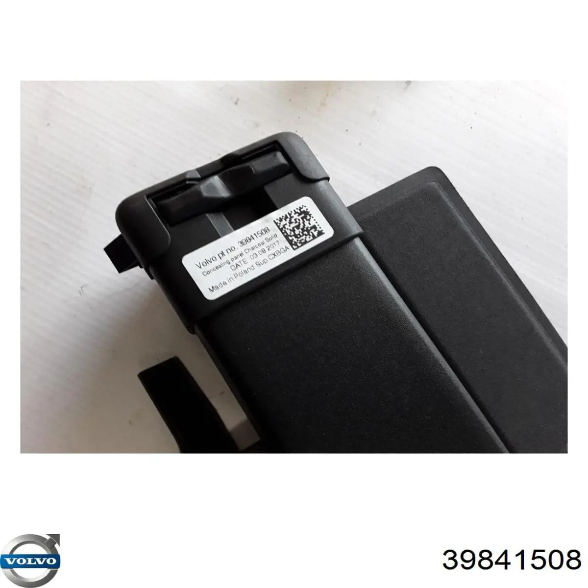 39841508 Volvo Шторка багажного отсека