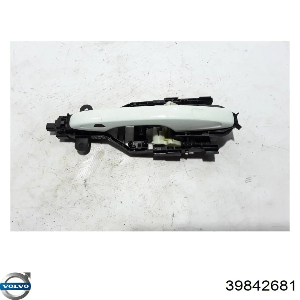 Купить 39842681 Volvo 