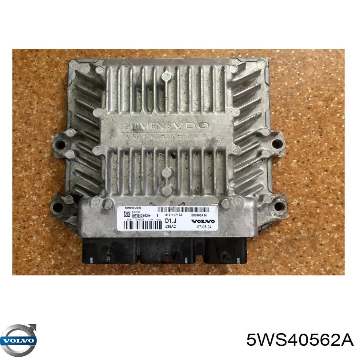  Volvo 5WS40562A цена, от 152.02 USD