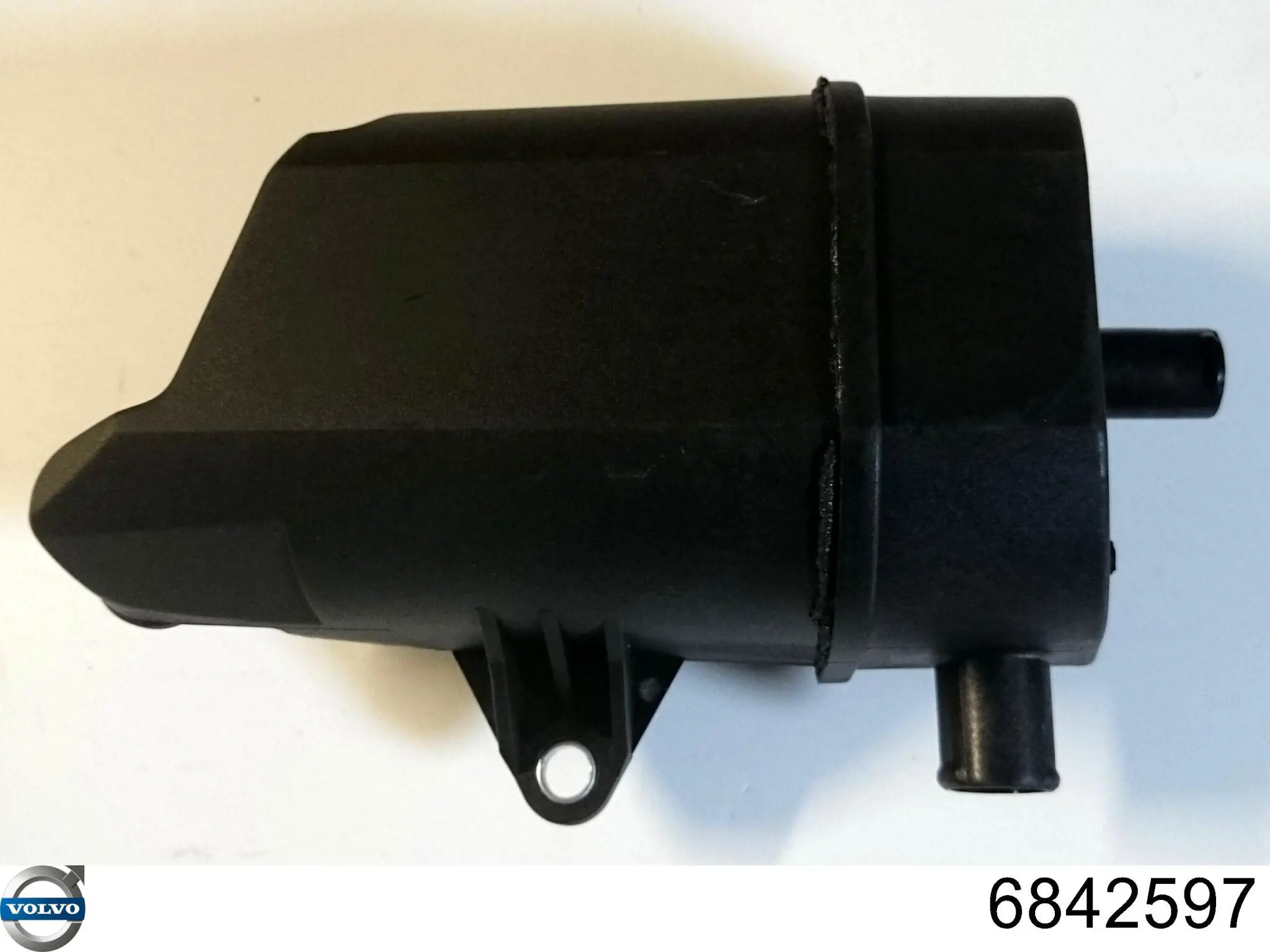 6842597 Volvo 