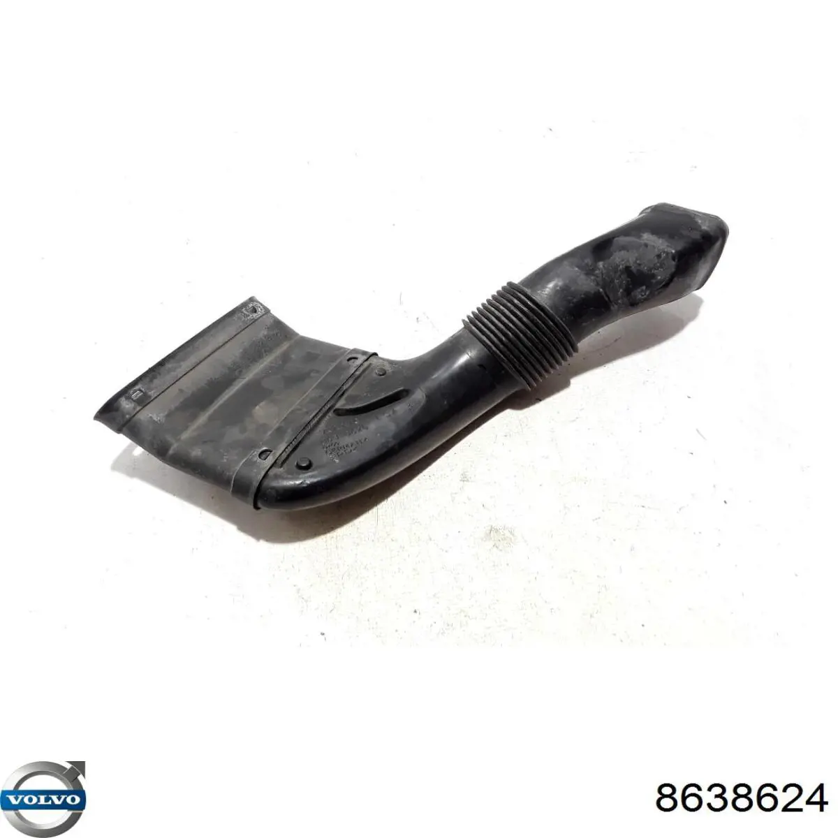 8638624 Volvo 