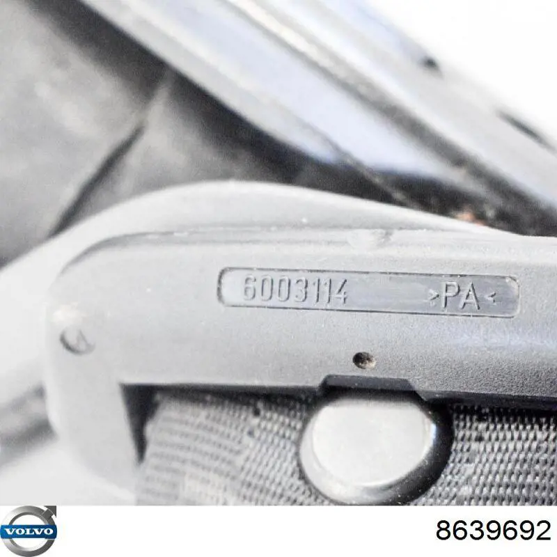 8639692 Volvo 