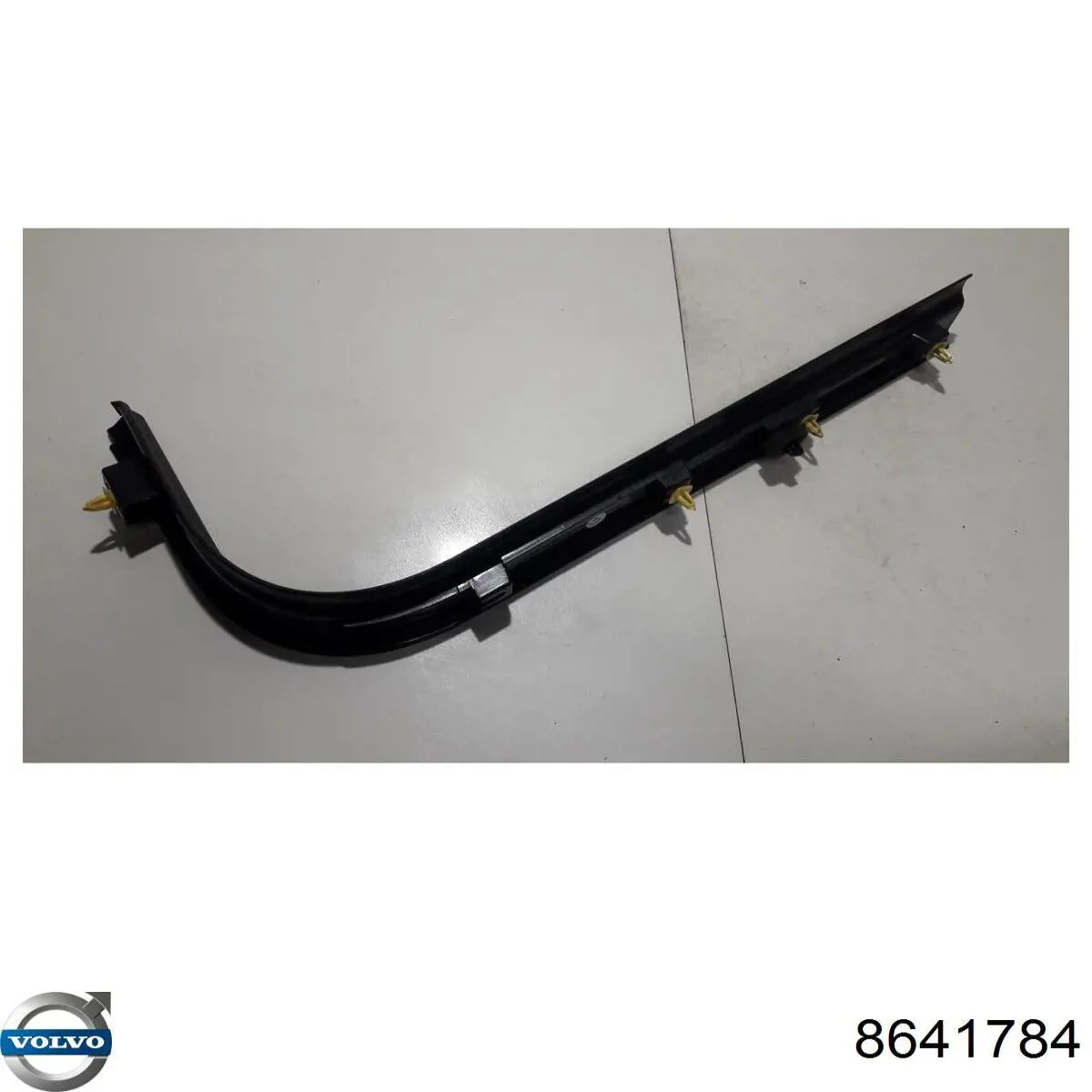 8641784 Volvo 