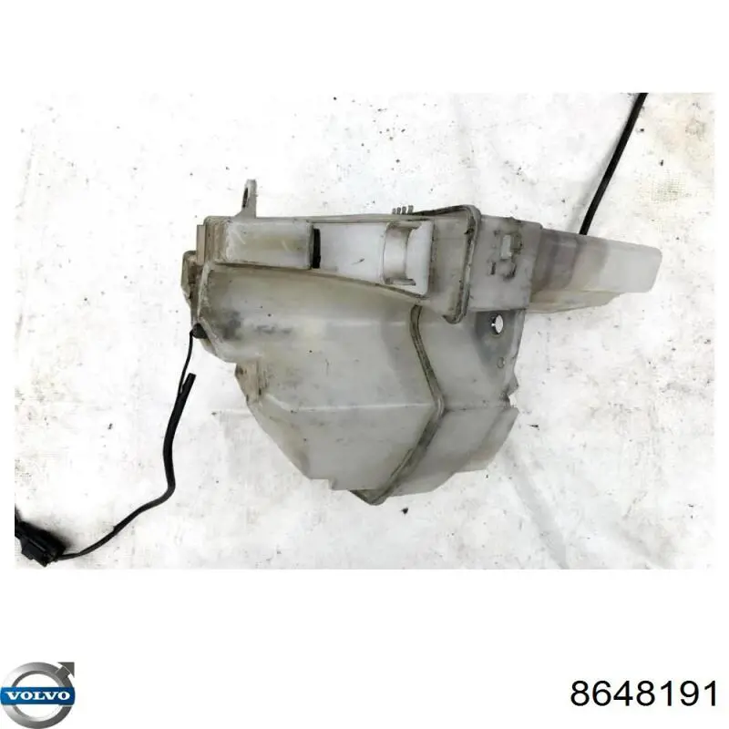 Купить 30663812 Volvo Бачок омывайки