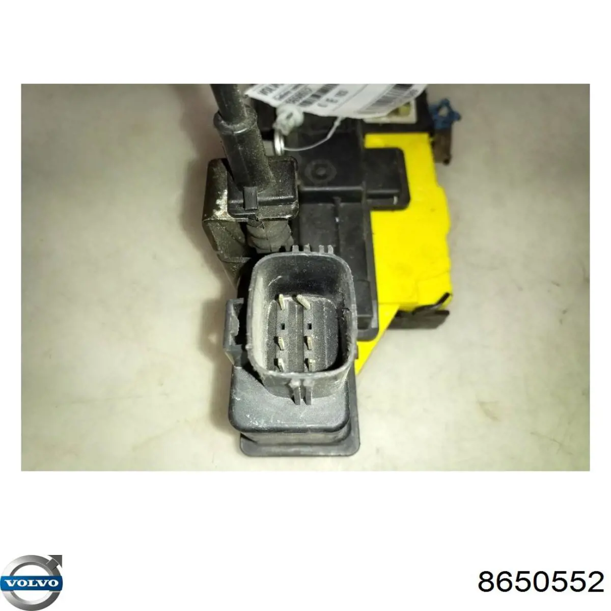 Замок задней двери, левой Volvo 8650552 цена, от 19.71 USD
