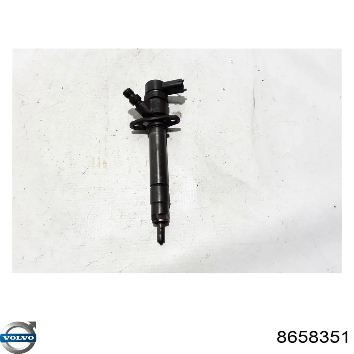 Топливные форсунки 8658351 Volvo