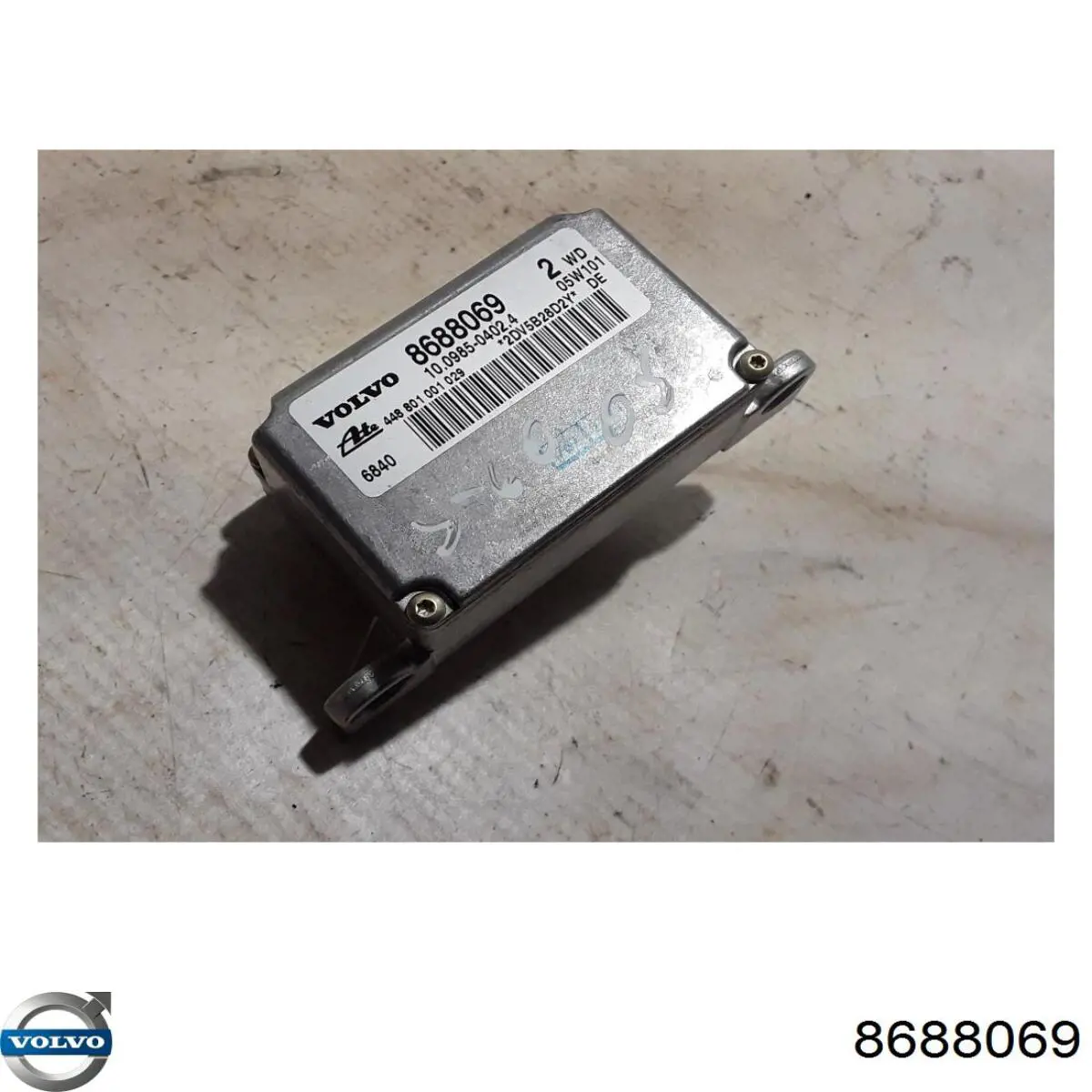 8688069 Volvo 