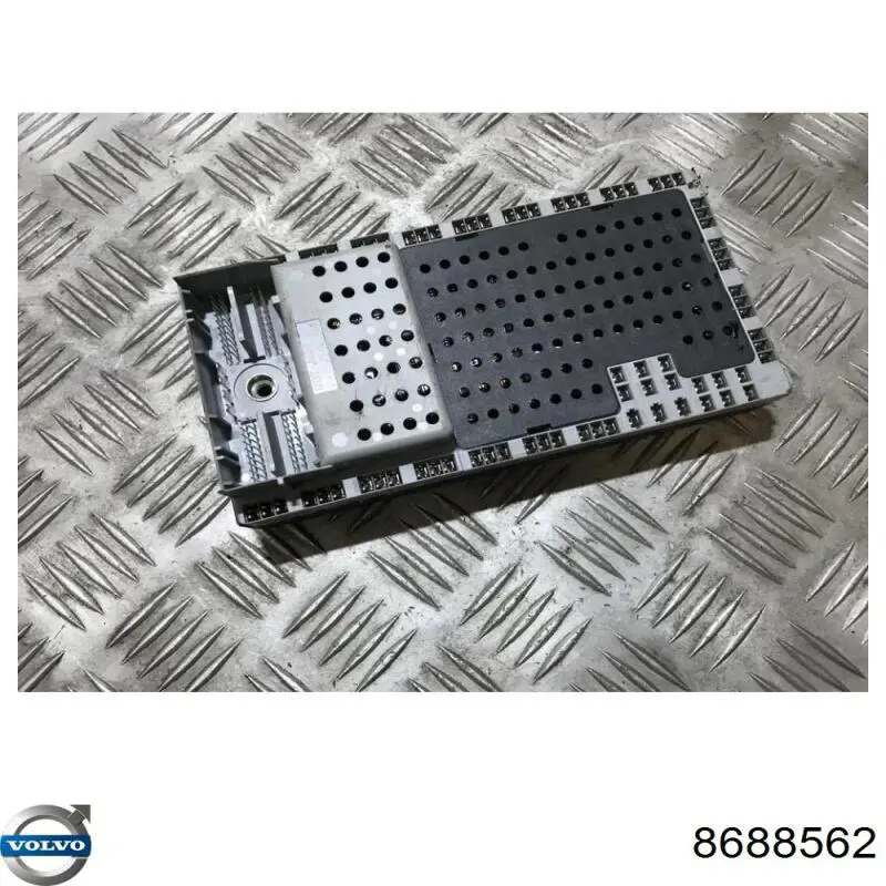  Volvo 8688562 цена, от 164.00 USD