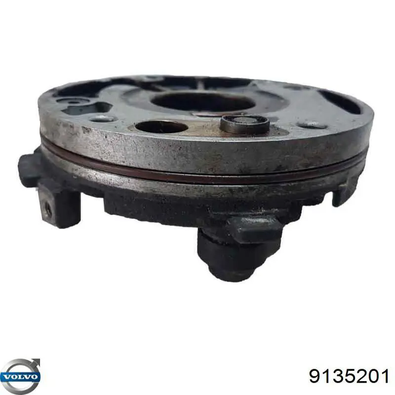 Помпа масляная Volvo 9135201 цена, от 389.24 USD