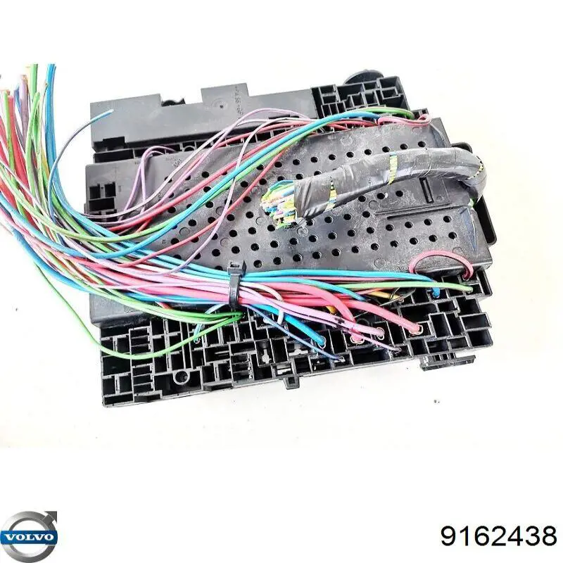 9162438 Volvo Монтажный блок предохранителей