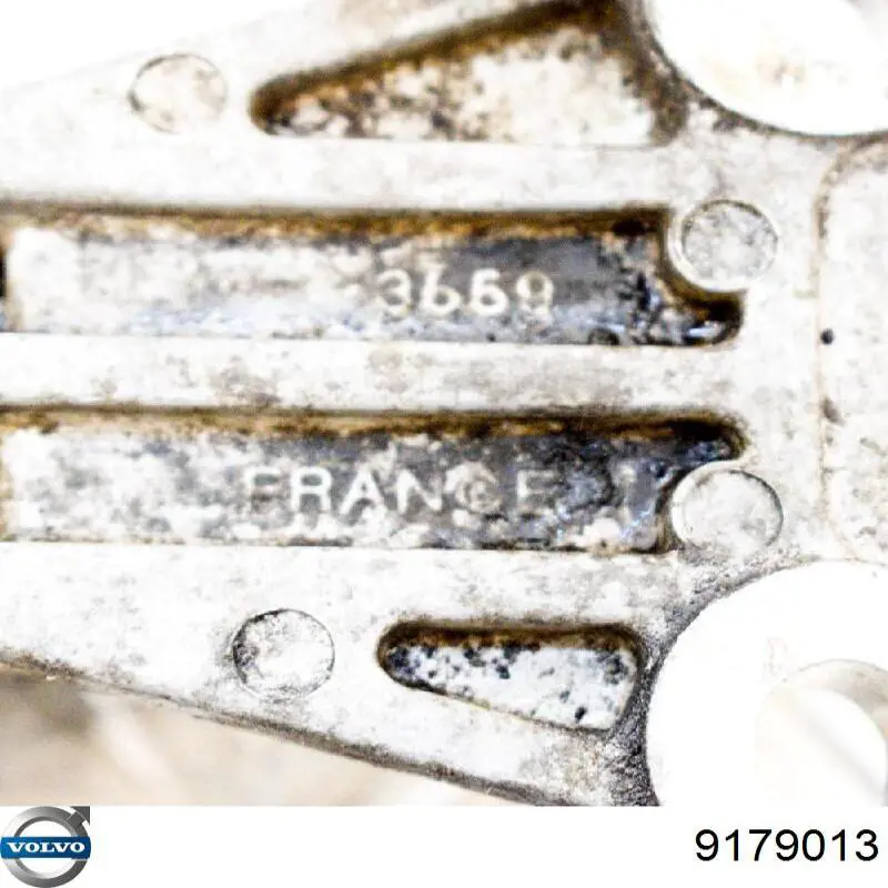 9179013 Volvo Правая подушка двигателя