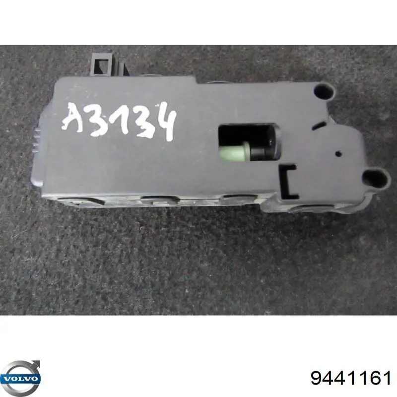 Реле поворотников Volvo 9441161