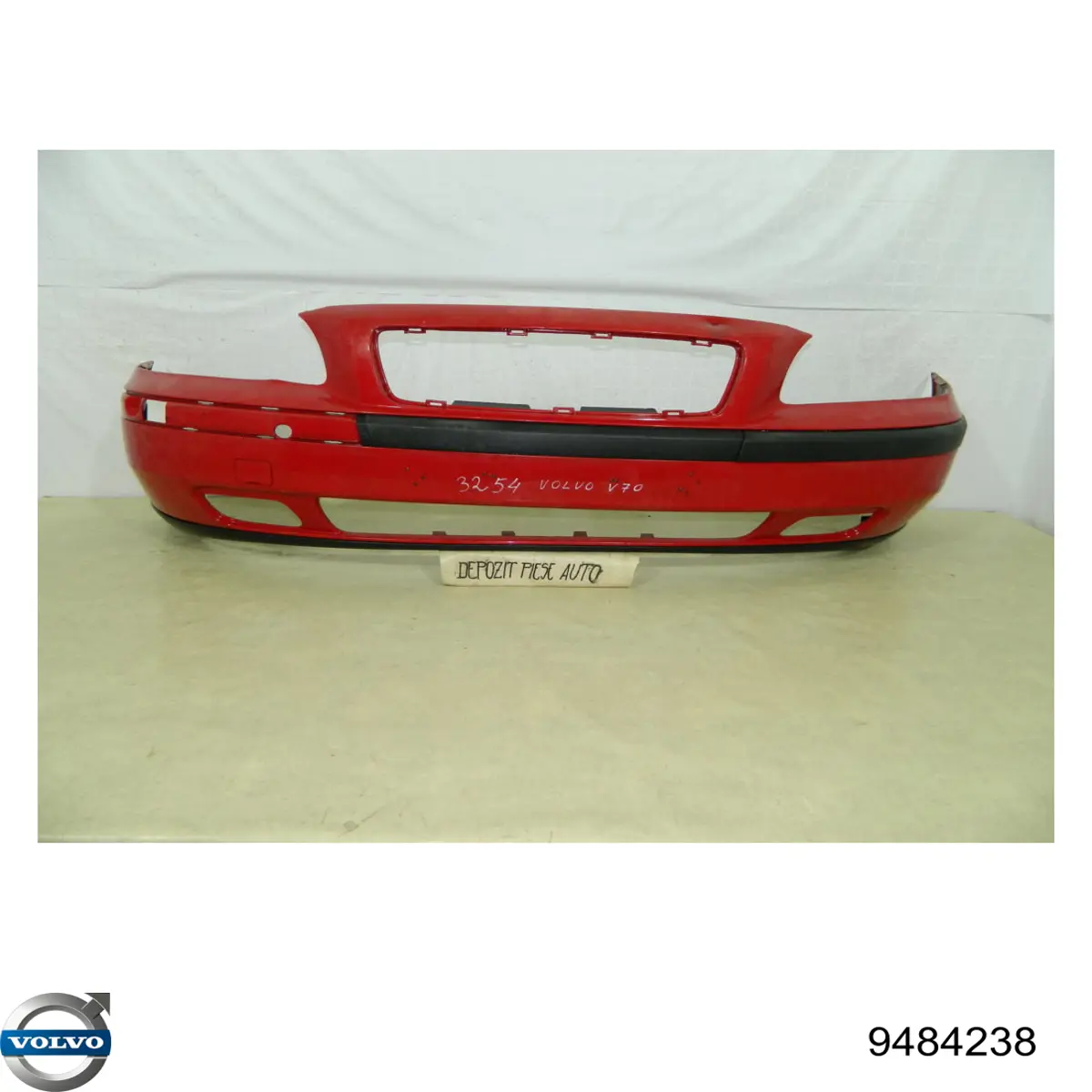 Купить 9484238 Volvo Буфер (бампер) передний