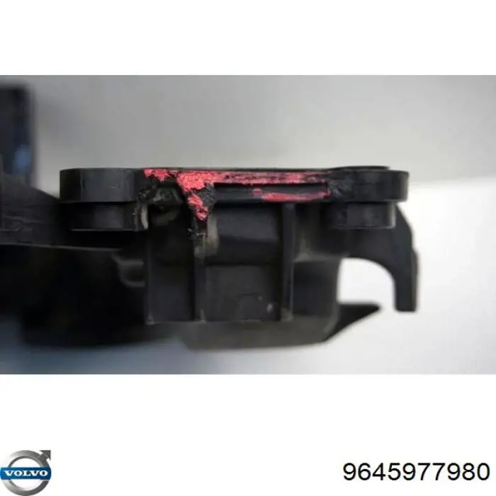 Купить 1358367 Ford Клапанная крышка
