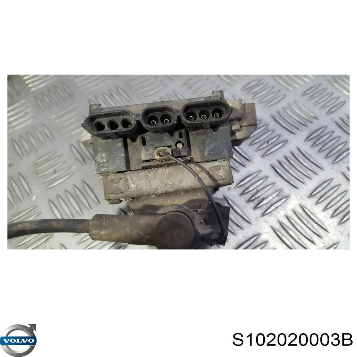 S102020003B Volvo Катушка зажигания