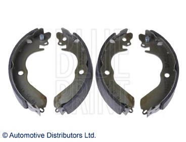 ADC44126 Blue Print sapatas do freio traseiras de tambor