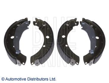 8DB 355 038-221 HELLA sapatas do freio traseiras de tambor