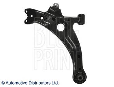 4806905041 Toyota braço oscilante inferior esquerdo de suspensão dianteira