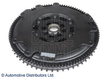 L09024033701 Nissan volante de motor