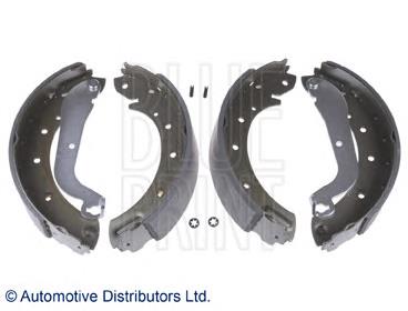 ADN14142 Blue Print sapatas do freio traseiras de tambor