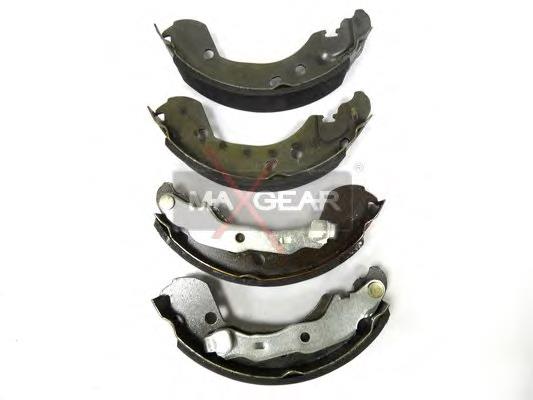 Купить 190316 Maxgear Задние барабанные тормозные колодки