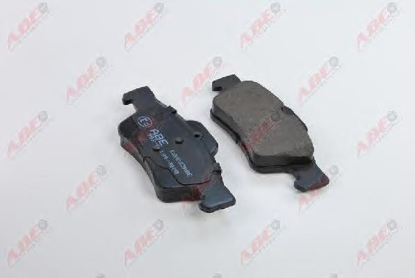 Задние тормозные колодки C2M023ABE ABE