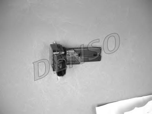 DMA0110 Denso sensor de fluxo (consumo de ar, medidor de consumo M.A.F. - (Mass Airflow))