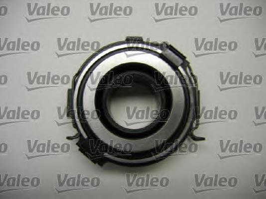 Купить 826697 VALEO Комплект сцепления (диск, корзина, подшипник)