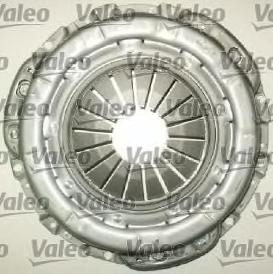 Купить 826168 VALEO Комплект сцепления (диск, корзина, подшипник)
